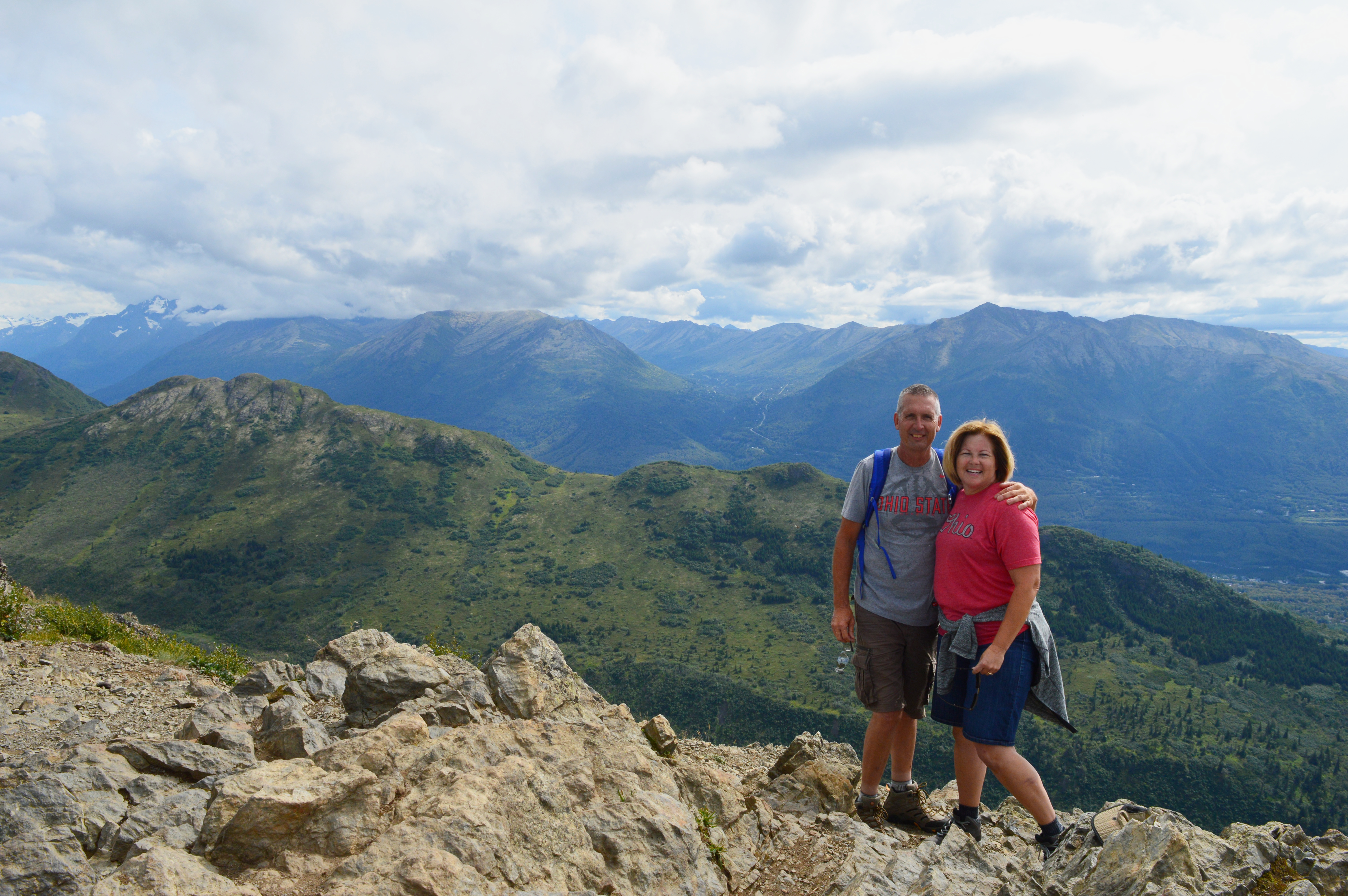 mom-and-dad-on-top-of-mountain